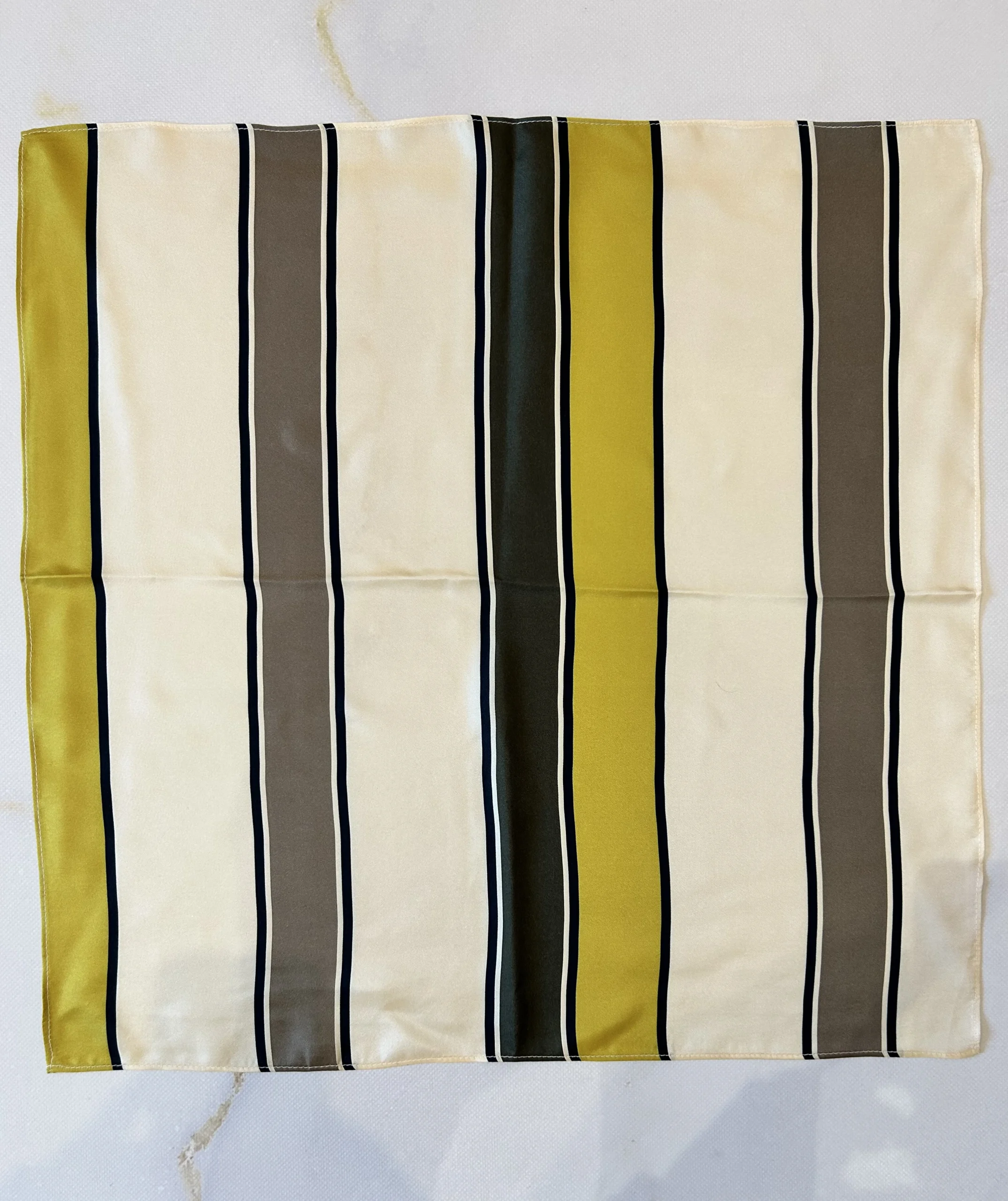 Amina 53×53 - obrazek 2