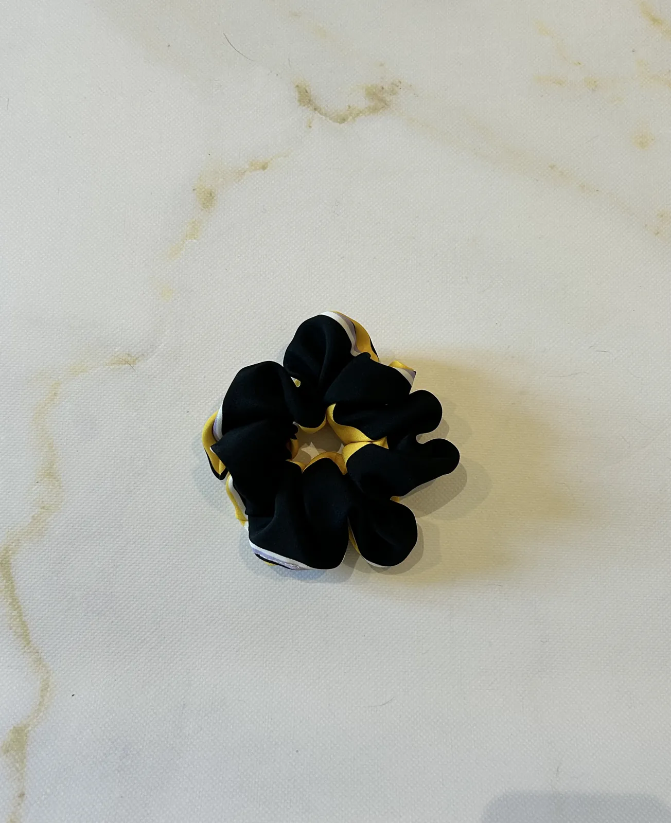 Iman scrunchie - obrazek 2